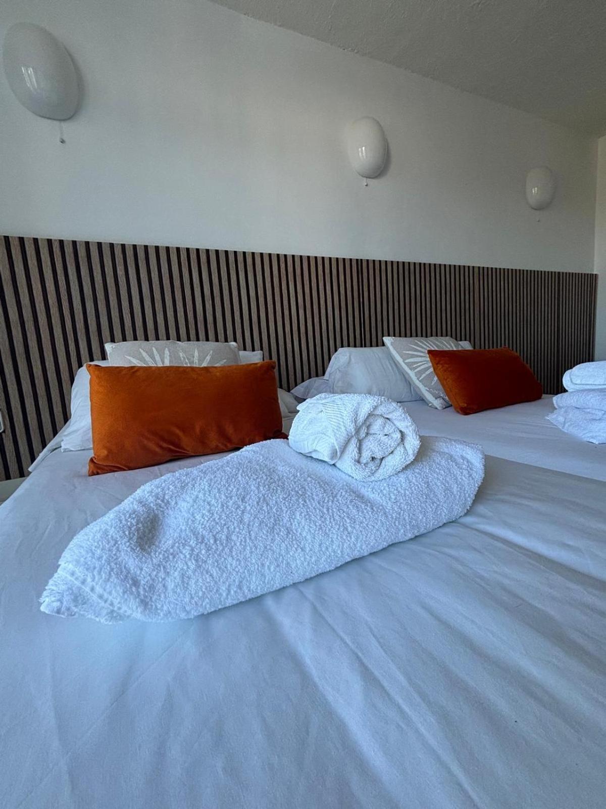 Es Grop Apartamentos Пуртинач Экстерьер фото
